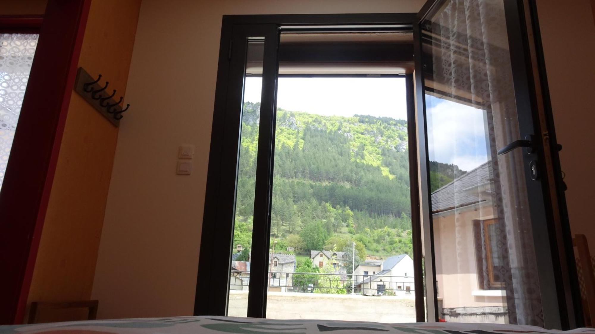 Studio Gites Au Pont De La Gineze Barjac  Eksteriør billede
